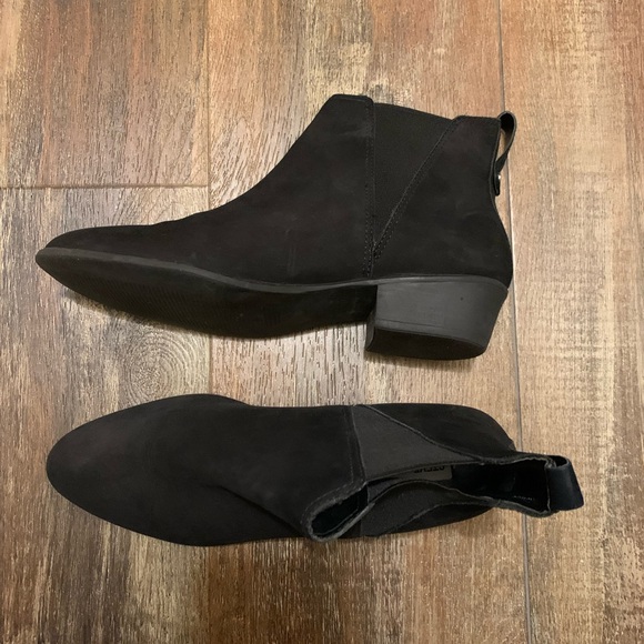 Steve Madden Booties - Picture 3 of 6